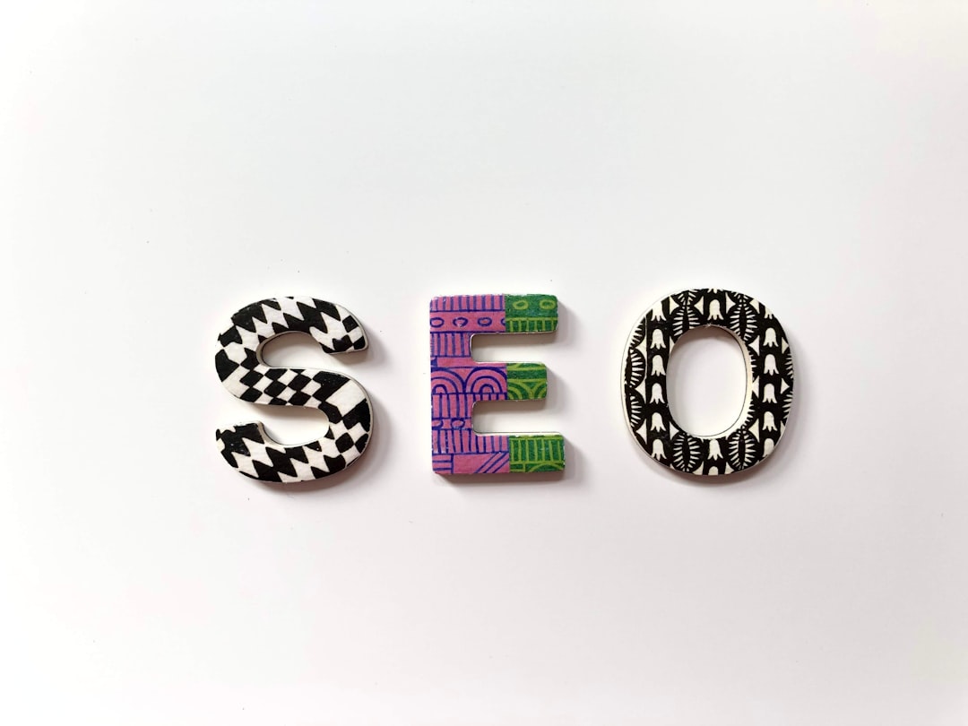 SEO in Colorful Alphabets — Foto: Merakist / Unsplash